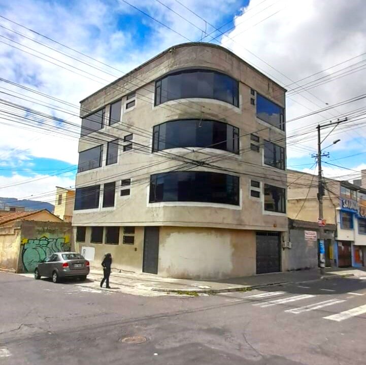 Fachada del edificio residencial en venta en Quito Ecuador