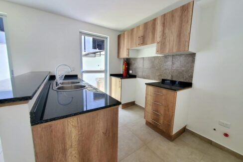 Ambiente interior de casa en conjunto privado en Pomasqui, norte de Quito